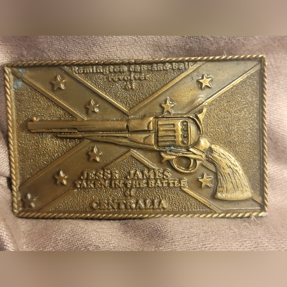 Vtg Belt Buckle Instyle Prov.R.I. Remington Cap And Ball Revolver Of Jesse James
